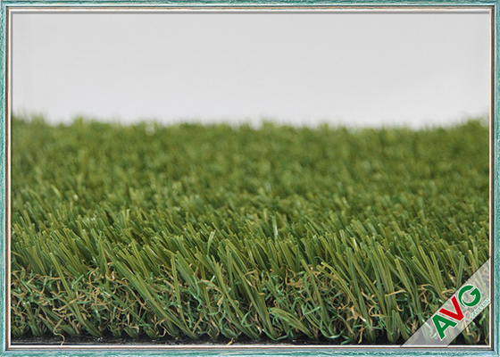 چین Outstanding Outdoor Garden Fake Grass 13200 Dtex Fullness Surface With Green Color تامین کننده